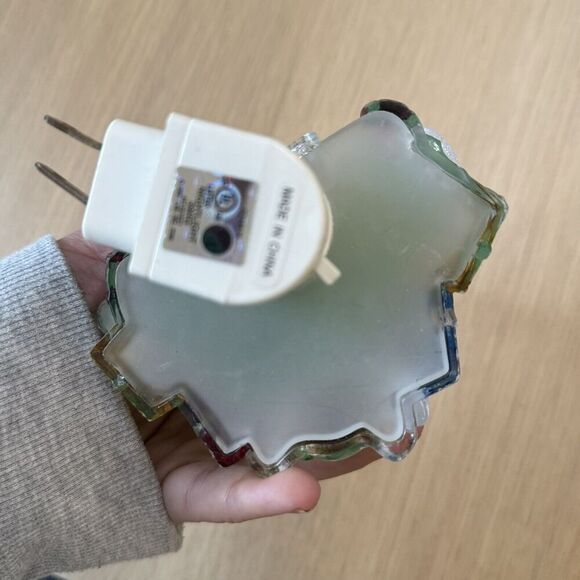 Christmas Tree Night Light From Lights In The Night By Seasons Of Cannon Falls - Picture 3 of 6